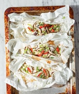 Fish en papillote with coconut milk, lemongrass and shiitakes