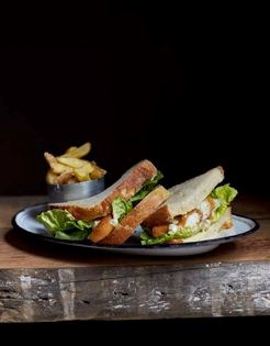 Fish finger, lettuce & tartare sauce sarnie