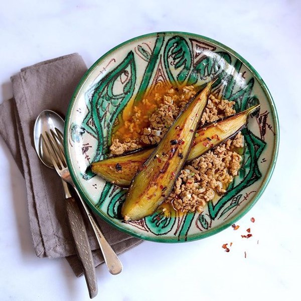 Fish-flavoured aubergines with pork (Yuxiang qiezi)