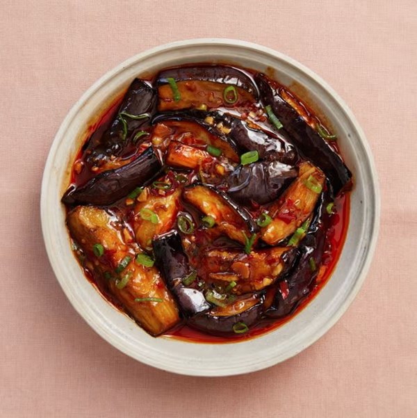 Fish-fragrant aubergines (Yu xiang qie zi)