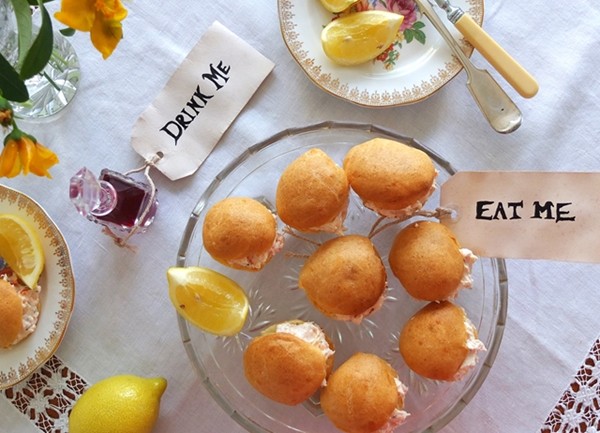 Fish gougères with smoked salmon filling