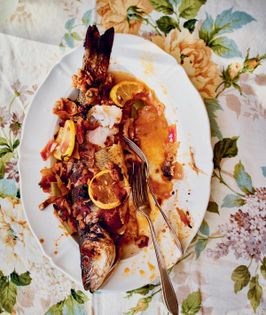 Fish in spicy nut sauce (Samke harra)
