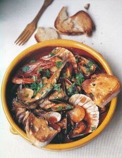 Fish stew Ancona-style (Brodetto all'Anconetana)