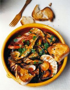 Fish stew Ancona style (Brodetto all'Anconetana)