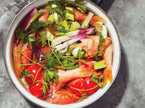 Fish stock (Caldo de pescado)