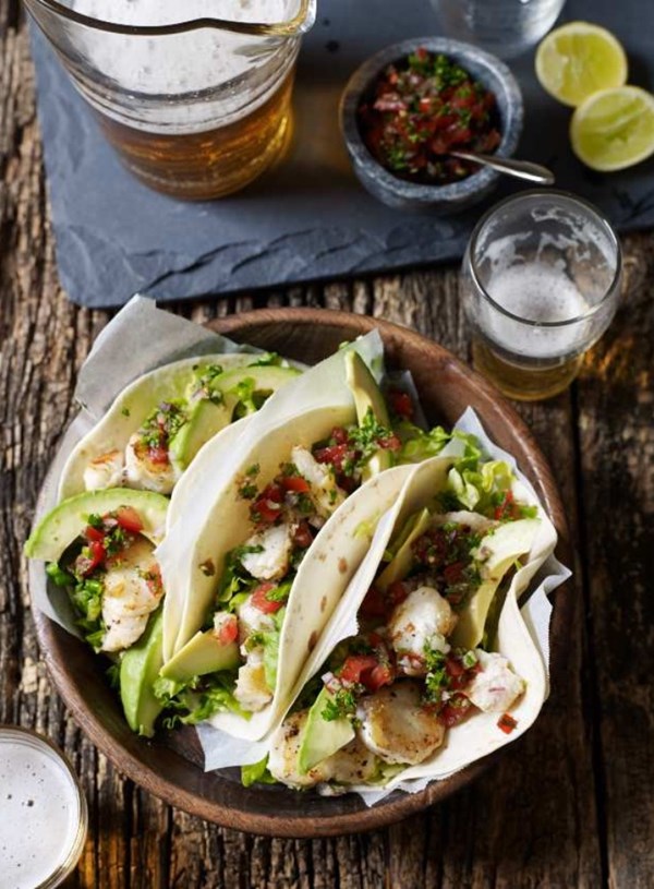 Fish tacos with pico de gallo