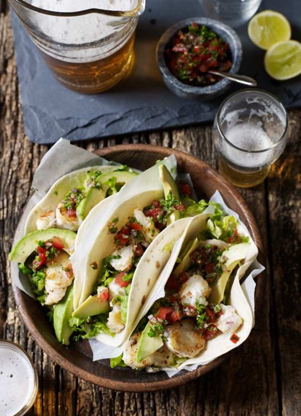 Fish tacos with pico de gallo