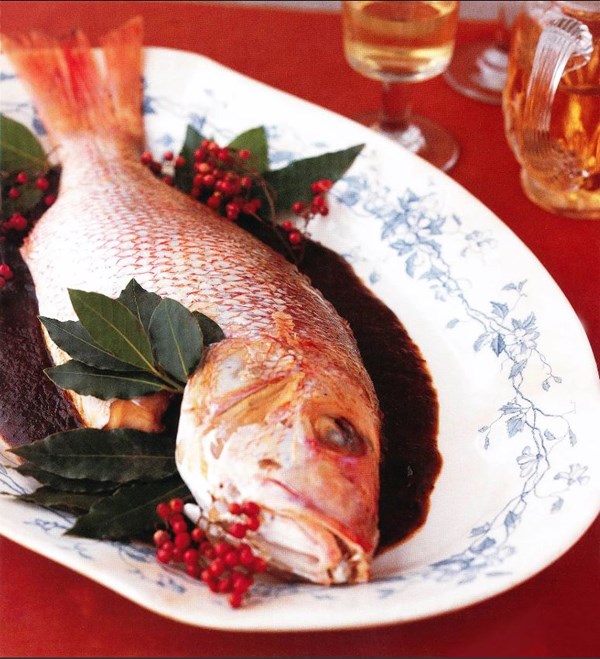 Fish with Abraham's fruit (Peshkado Avramila)