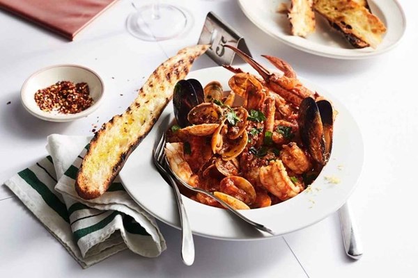 Fisherman's seafood stew (Cioppino)