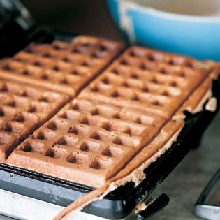 Five-grain cream waffles