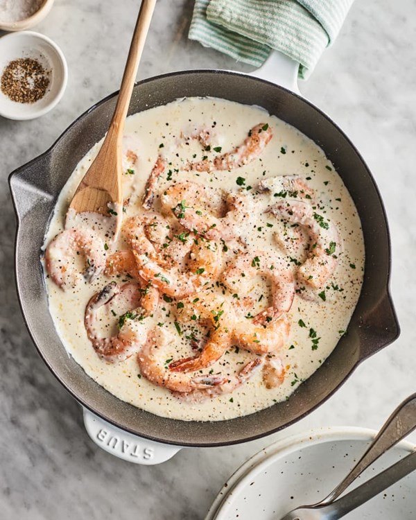 Five-ingredient creamy garlic shrimp