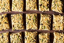 Five-minute no-bake granola bars