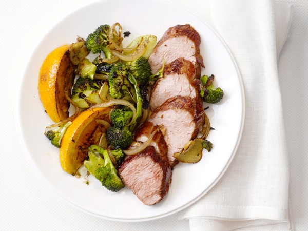 Five-spice pork with roasted oranges and broccoli