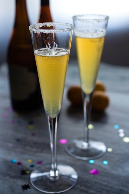 Fizzy citrus & beer pitcher cocktail