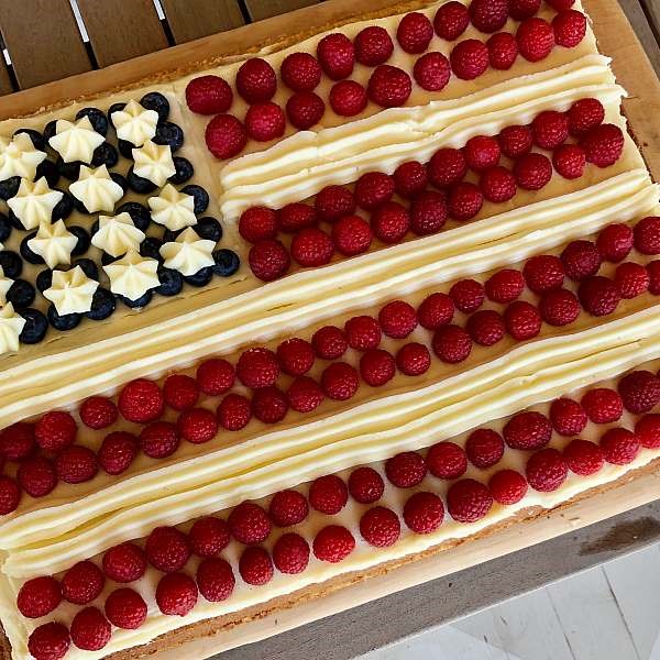 Flag cake