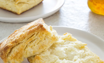 Flaky buttermilk biscuits
