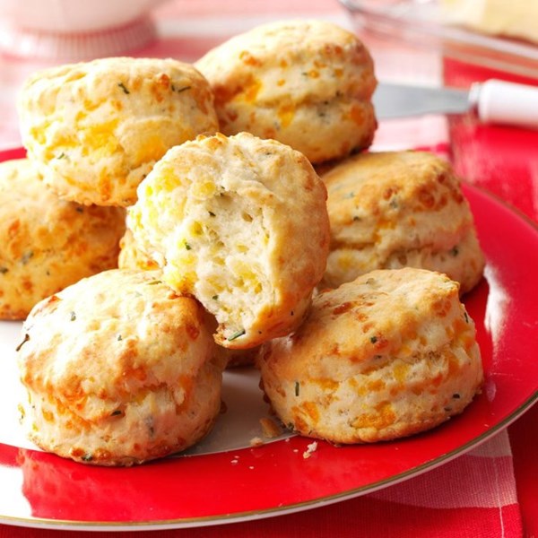 Flaky cheddar-chive biscuits