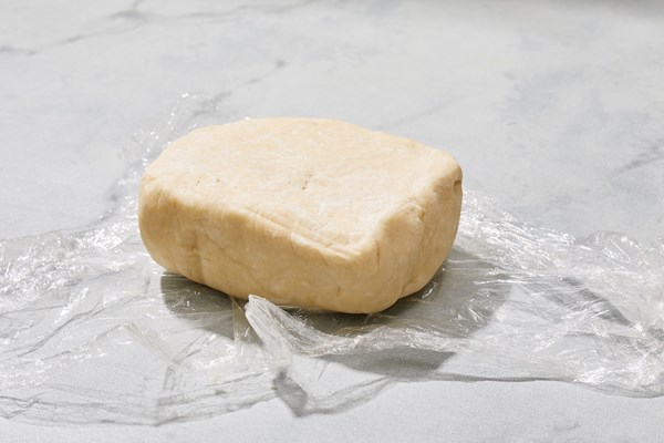 Flaky pie dough