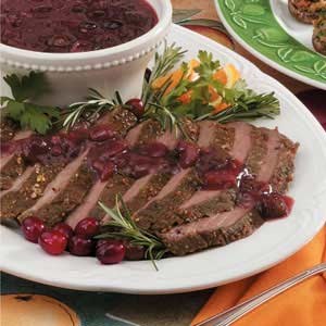 Flank steak with cranberry sauce