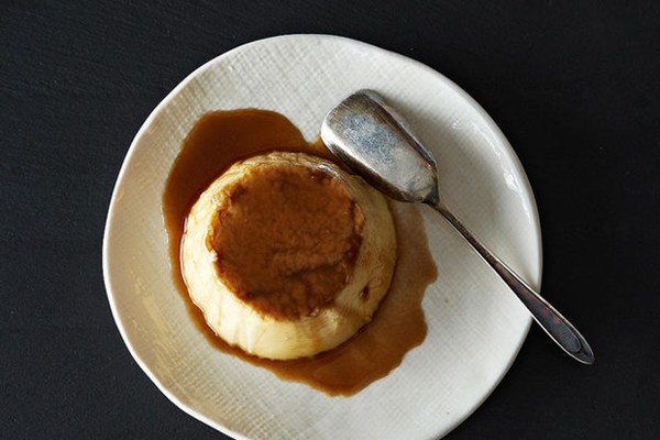 Flans with muscovado sauce