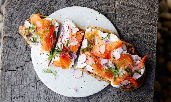 Flatbread with smoked trout, radishes and herbs