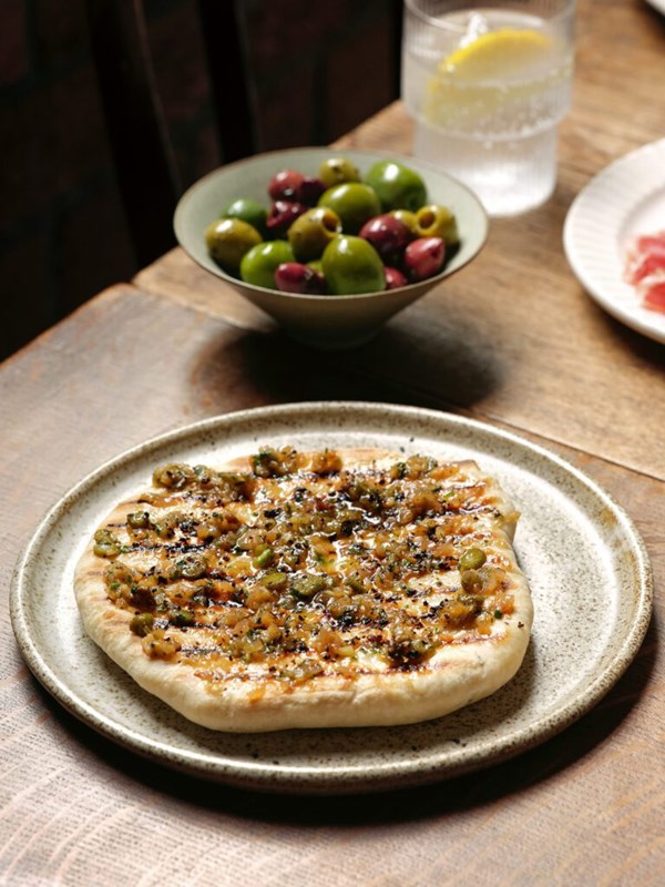 Flatbreads with beef dripping butter 