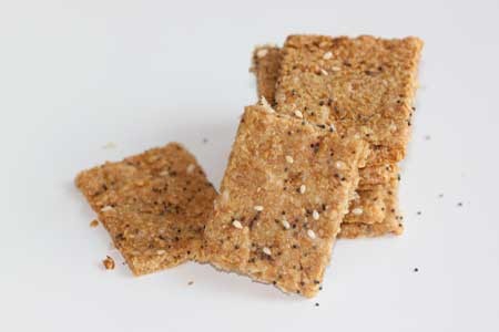 Flax and garlic crackers