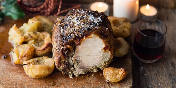 Florentine-style pork sirloin with apples