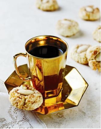 Flourless almond cookies (Almendrados)