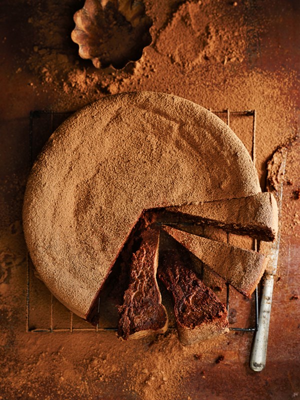 Flourless cacao cake