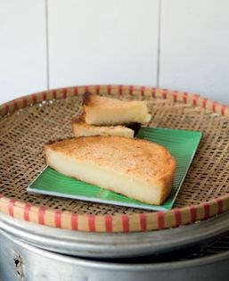 Flourless cassava cake (Bánh khoai mì)