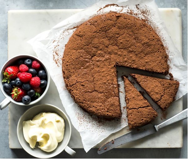 Flourless chocolate & hazelnut cake