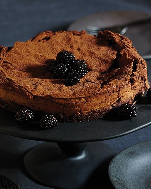 Flourless chocolate cake