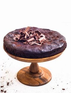 Flourless chocolate cake