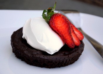 Flourless chocolate cakelets