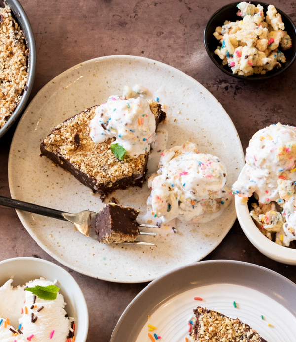 Flourless chocolate-hazelnut cake
