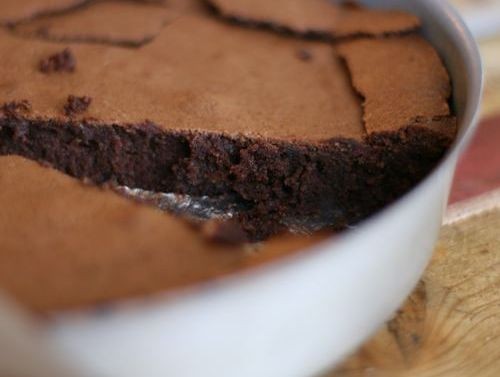 Flourless chocolate hazelnut cake