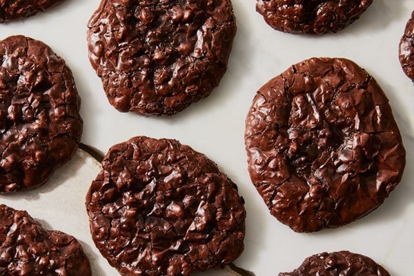 Flourless chocolate-walnut cookies