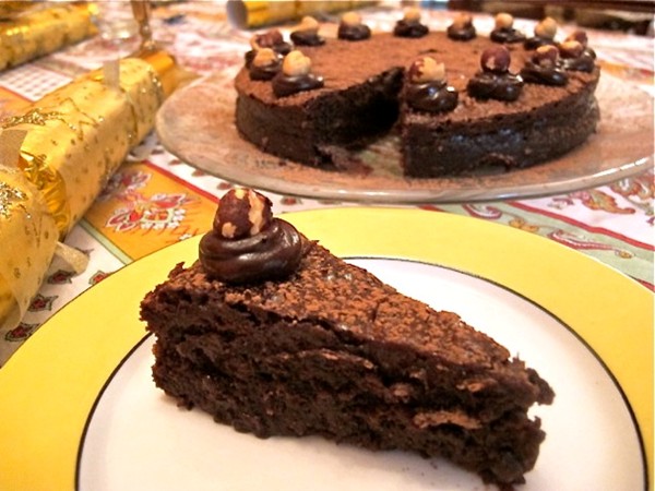 Flourless Nutella chocolate torte
