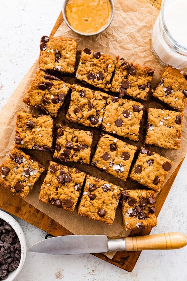 Flourless peanut butter blondies
