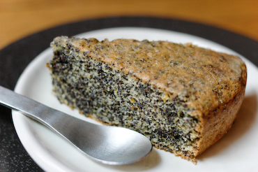 Flourless poppy seed cake