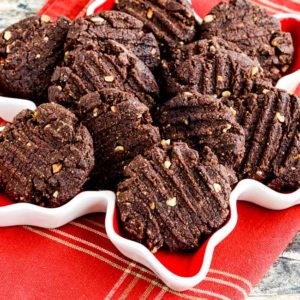Flourless sugar-free peanut butter chocolate cookies