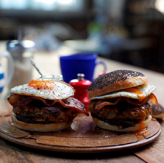 Floury baps