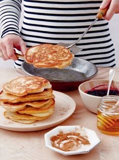 Fluffy, American-style buttermilk pancakes