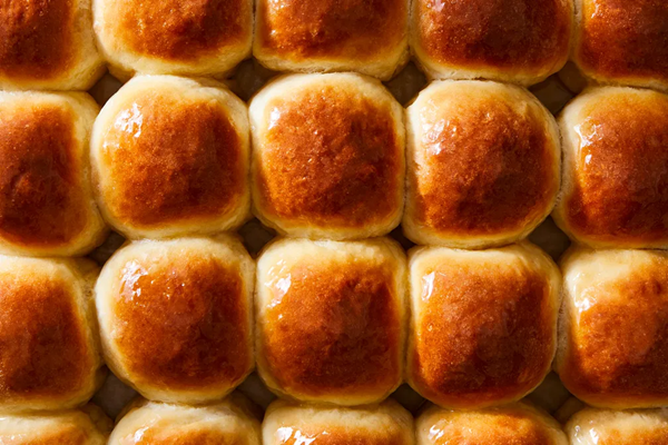 Fluffy, buttery dinner rolls