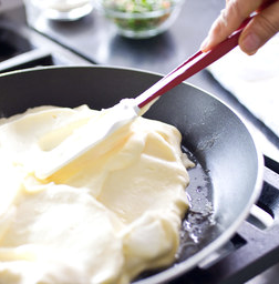 Fluffy diner-style cheese omelet