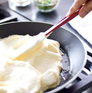 Fluffy diner-style cheese omelet
