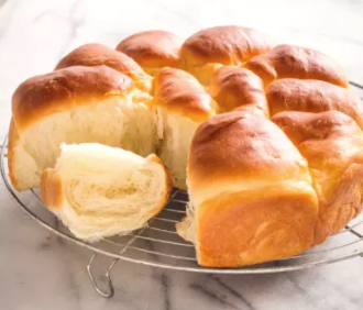 Fluffy dinner rolls