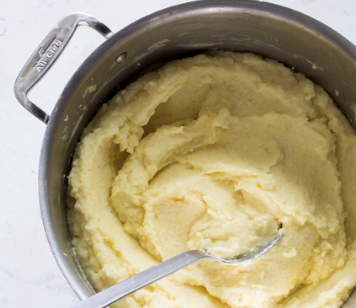 Fluffy mashed potatoes