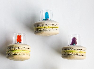 Flying saucer macarons